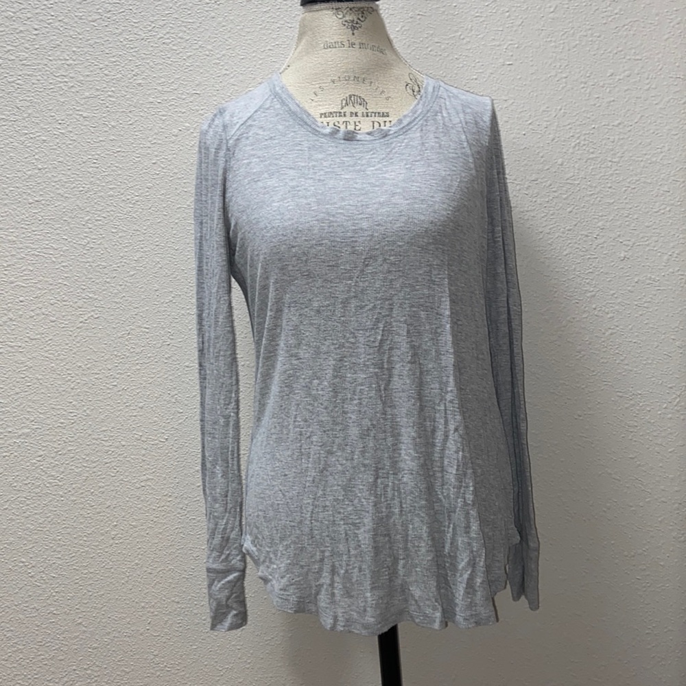 Like new grey long sleeve shirt from Macys